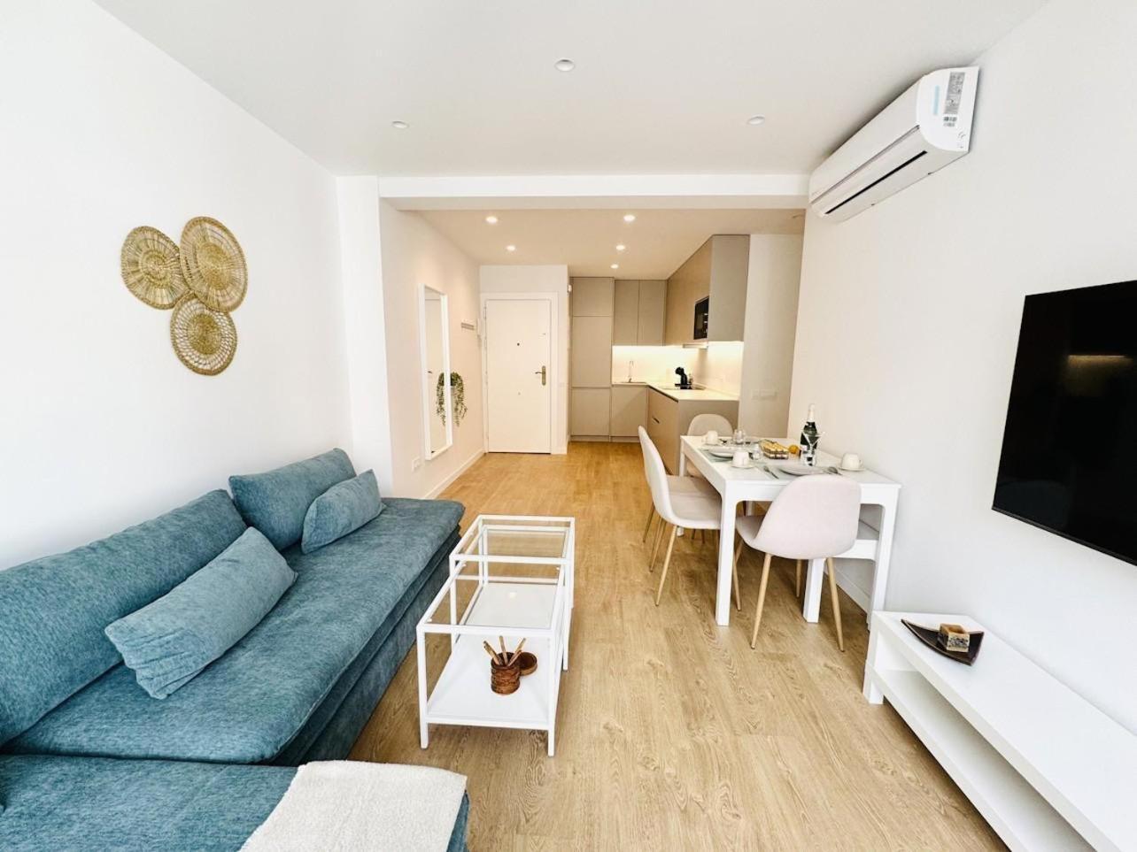 Family Apartment In The Malaga City Center Exterior foto